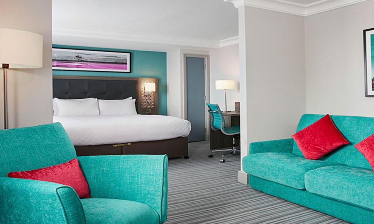Leonardo Hotel Cheltenham Bagian luar foto