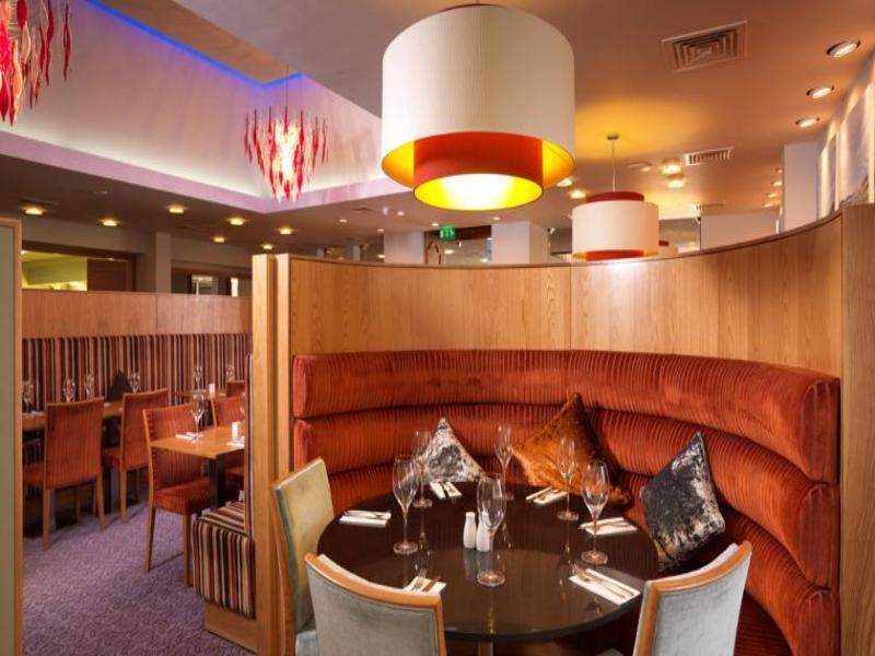 Leonardo Hotel Cheltenham Bagian luar foto