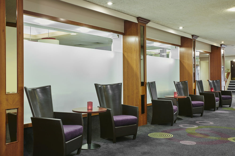 Leonardo Hotel Cheltenham Bagian luar foto