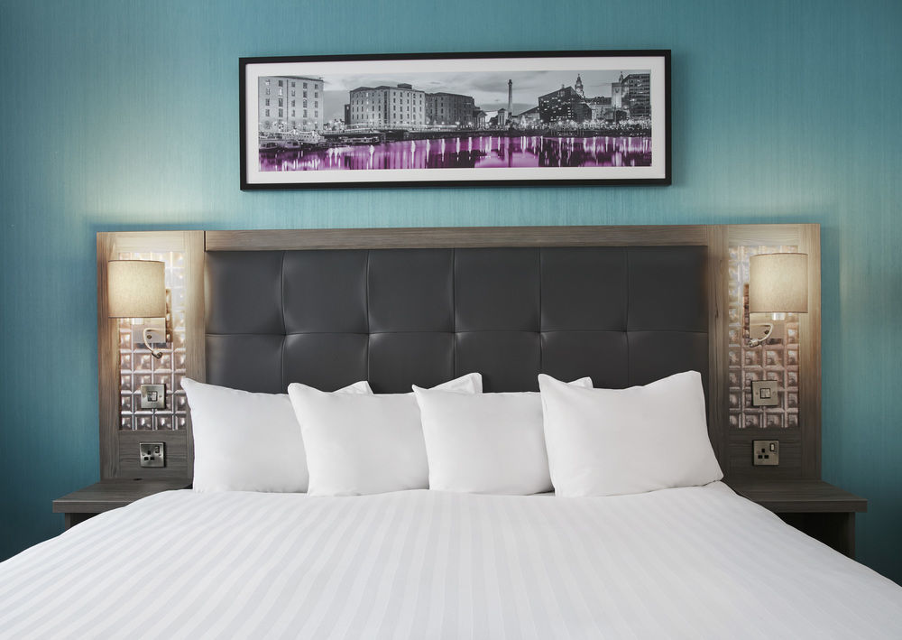 Leonardo Hotel Cheltenham Bagian luar foto