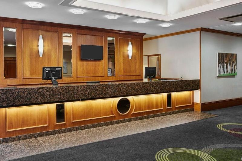 Leonardo Hotel Cheltenham Bagian luar foto